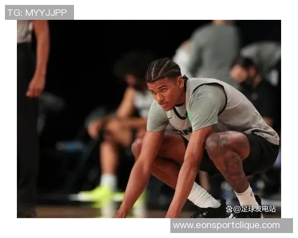 杰伦格林右腿筋拉伤恢复期预计4到6周后再评估情况