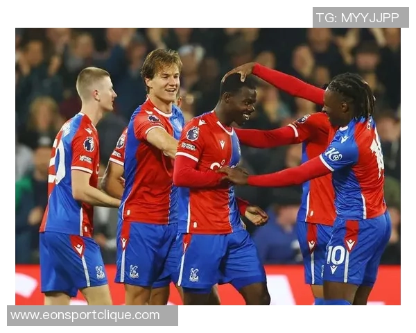 曼联欲引水晶宫沃顿可用梅努齐尔克泽作为交易筹码