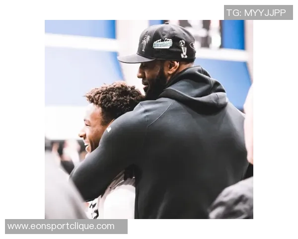 记者呼吁无论弗兰克未来如何都不应让即将离开的帕拉蒂奇参与决策